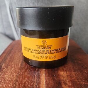 3/$15 [EUC] THE BODY SHOP Pumpkin Instant Radiance In-shower Face Mask 75ml